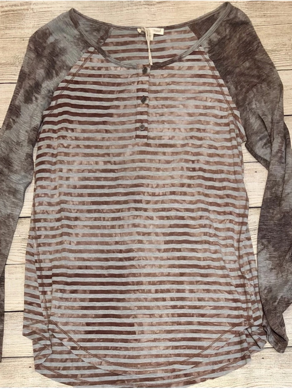 Hem & Thread NWT Striped Henley Long Sleeve Top in Brown and Blue Gray
